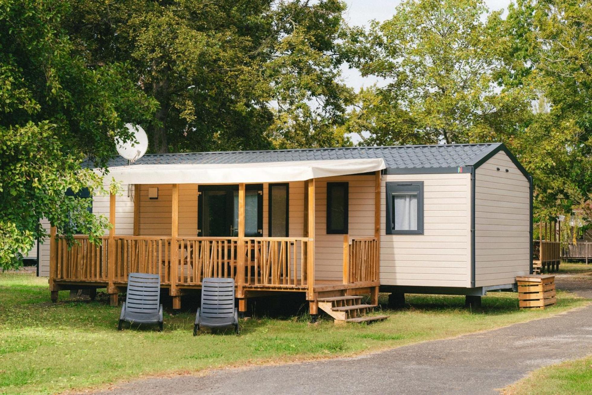 Camping Lou Broustaricq サンギネ 部屋 写真