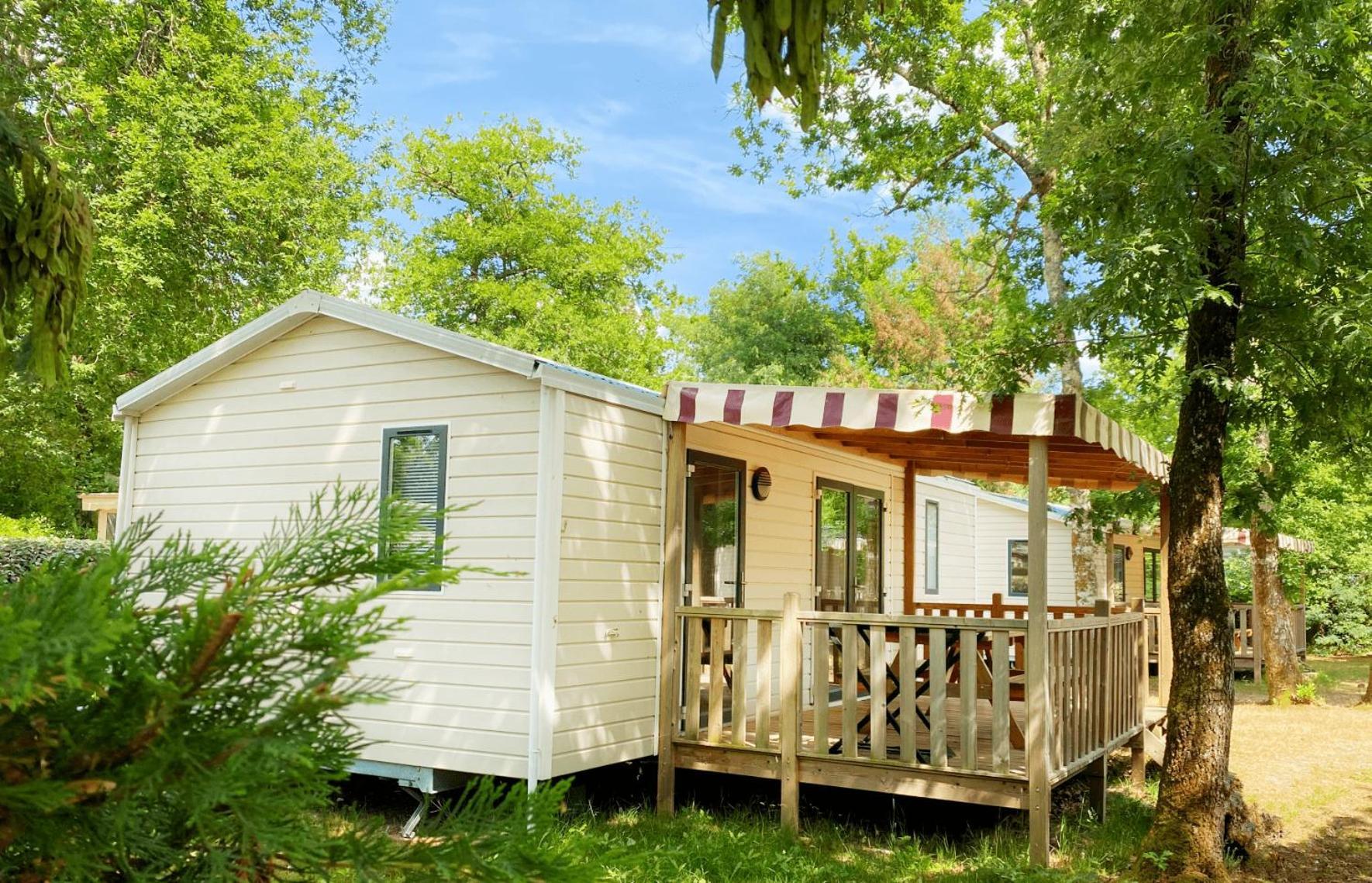 Camping Lou Broustaricq サンギネ 部屋 写真
